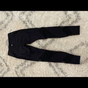Lulu Lemon Black Legging SZ 8